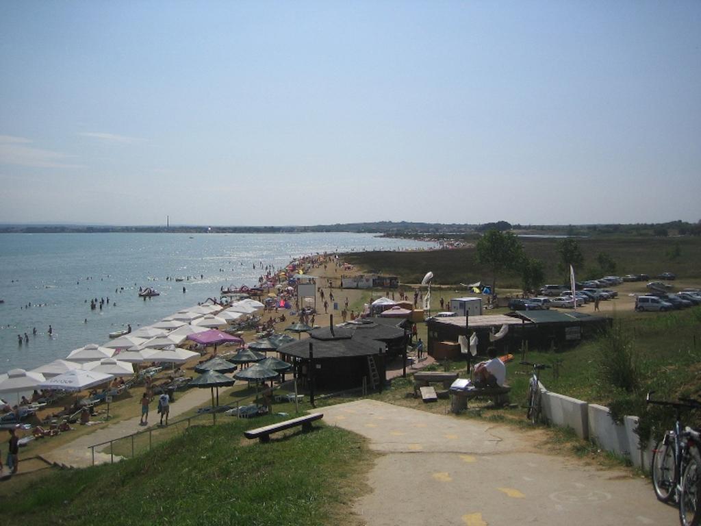 Apartments Dujlovic Privlaka  Buitenkant foto